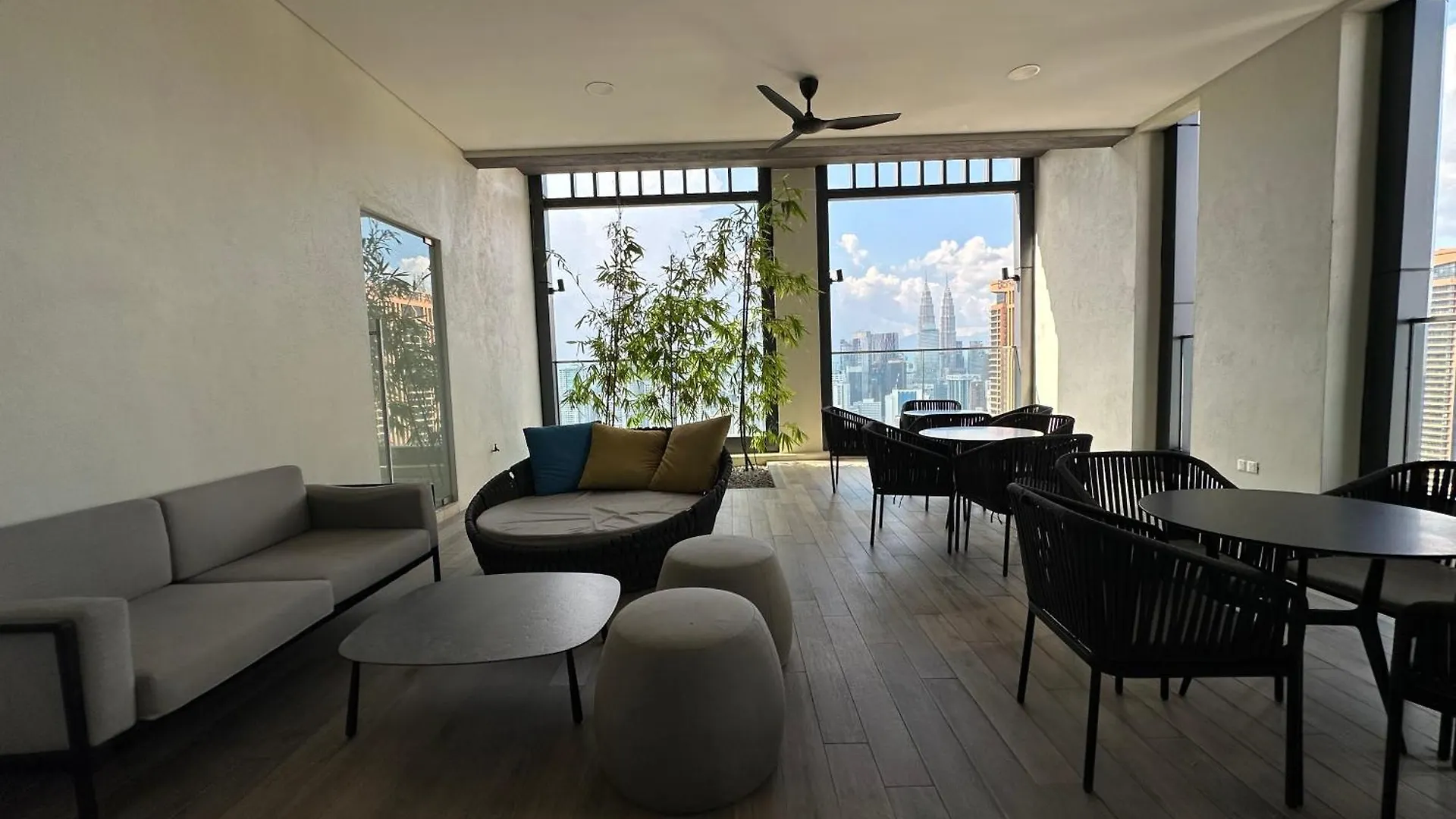 Lucentia Residence Bbcc Lalaport Kuala Lumpur Malajzia